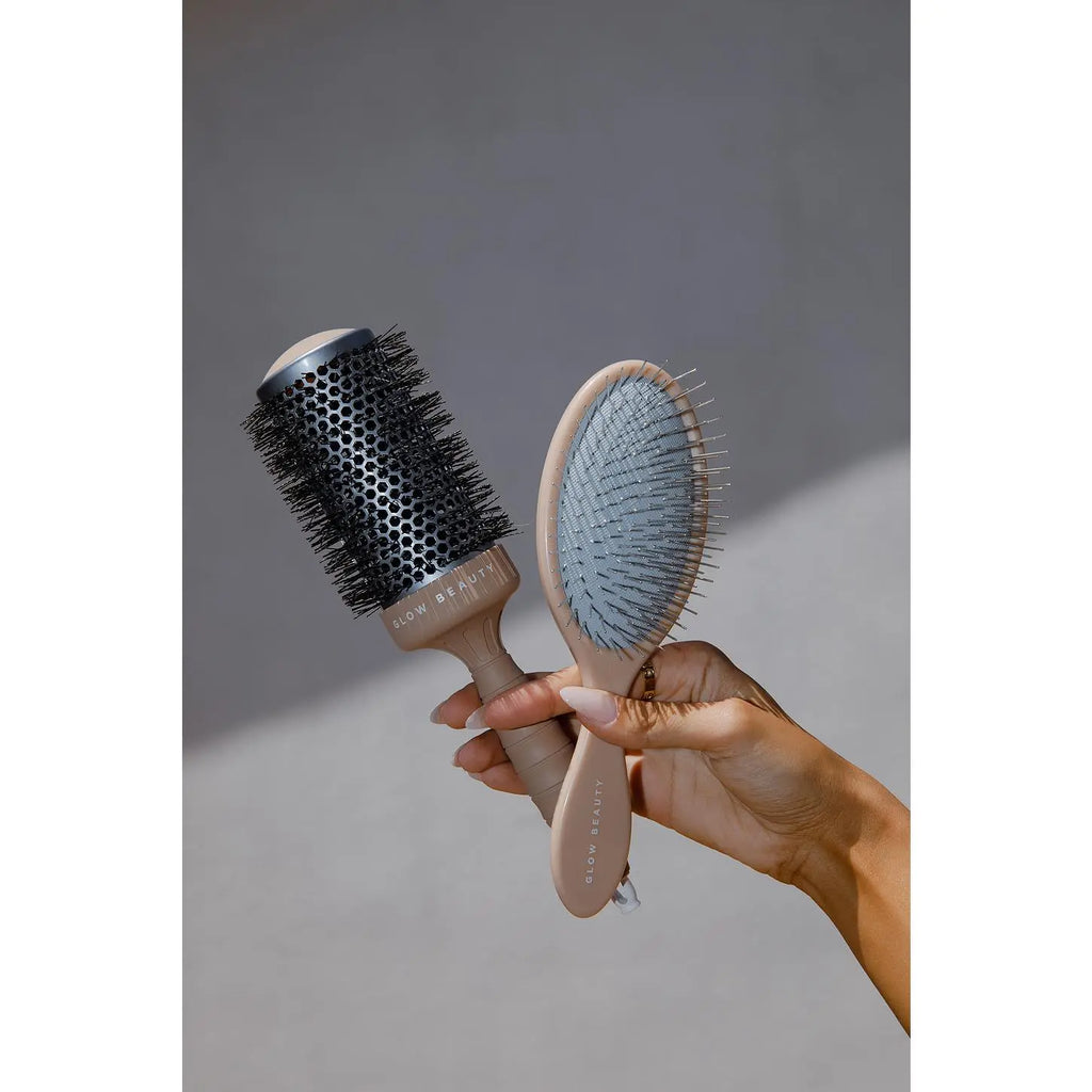 Glow Beauty the Detangling Brush in Classic